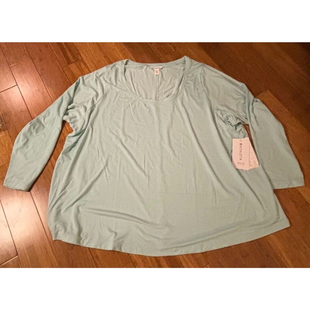 Athleta Crossover Ruched & Stratus Tops Size 3X NWT $139 Value LOT OF 2 Basics - Picture 3 of 10